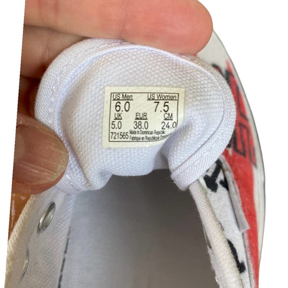 Custom hand painted Indiana University Vans size 7.5 Womens - Picture 8 of 8